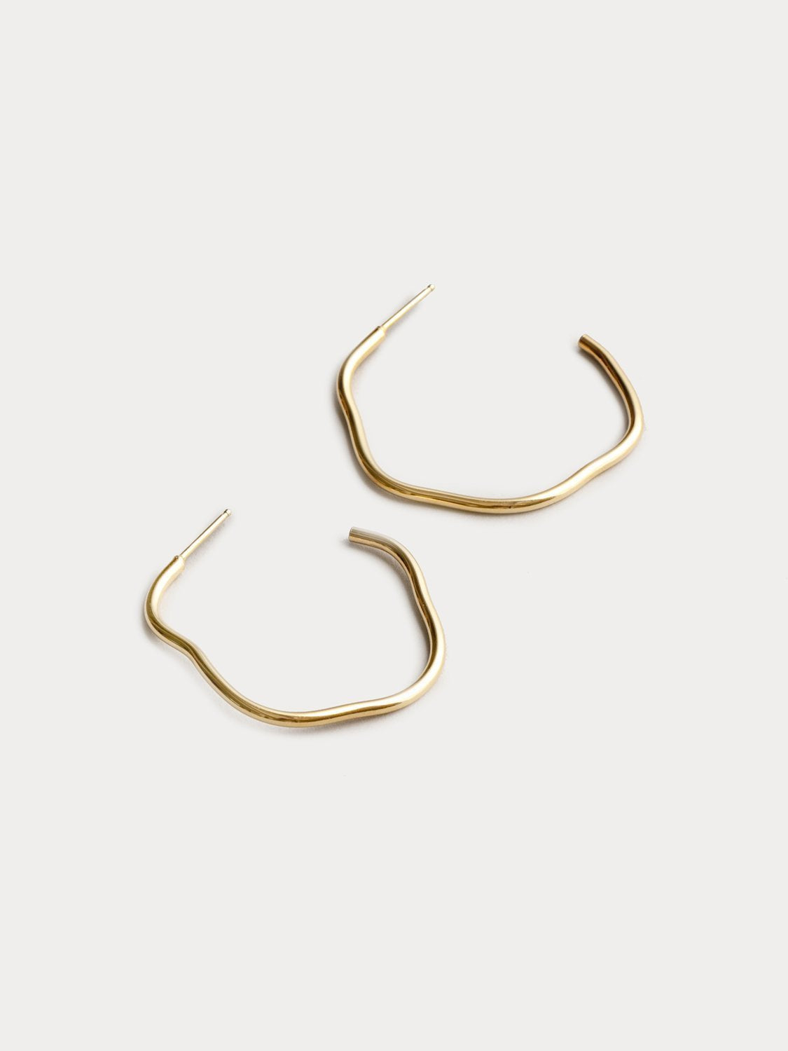 Arp Hoops in Gold
