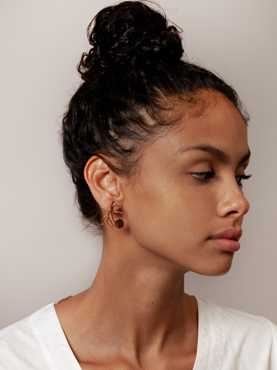 Elsworth Earrings in Gold