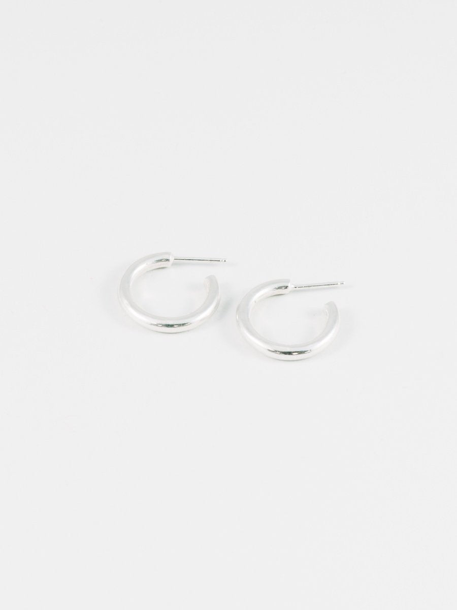 Gia Hoop in Silver