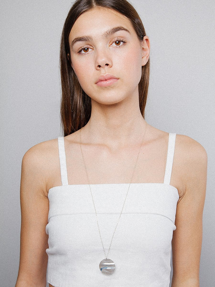 Harris Long Pendant in Gold