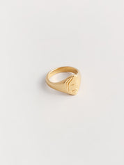 Ilona Signet Ring in Gold