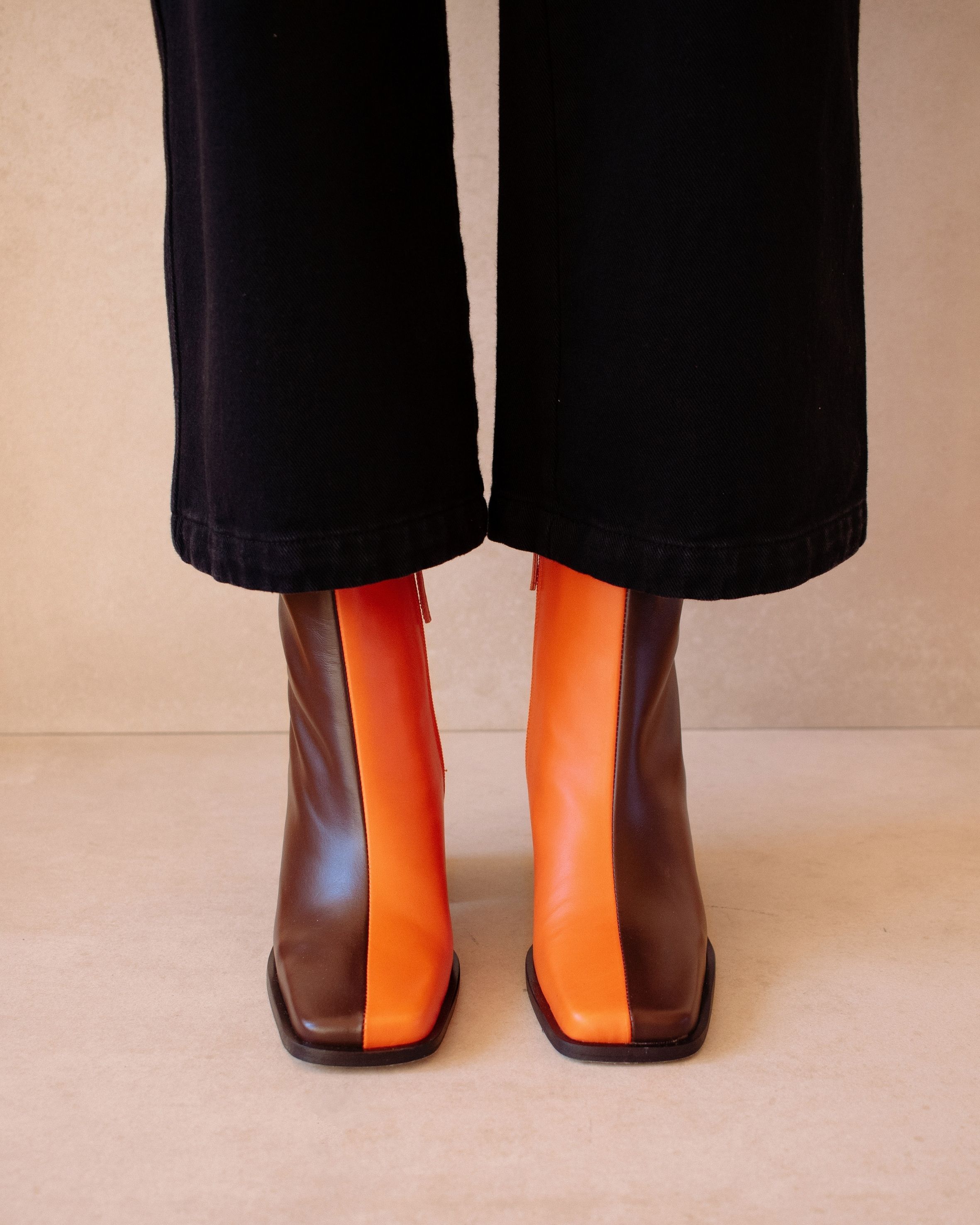 Shilo Boots in Brown/Orange
