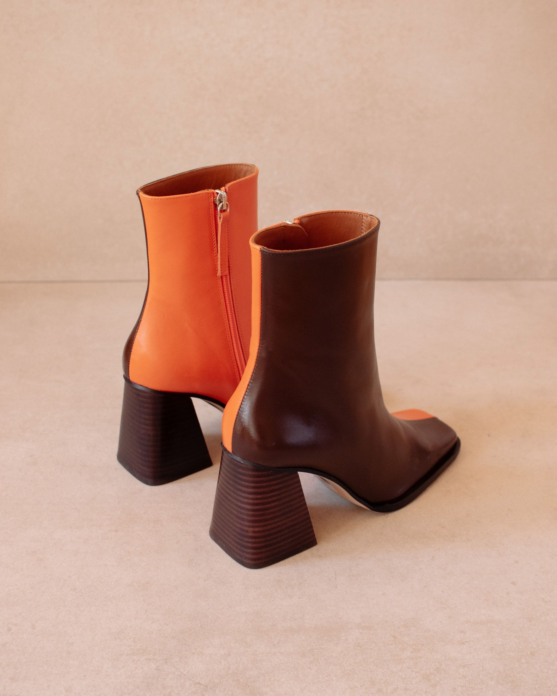Shilo Boots in Brown/Orange