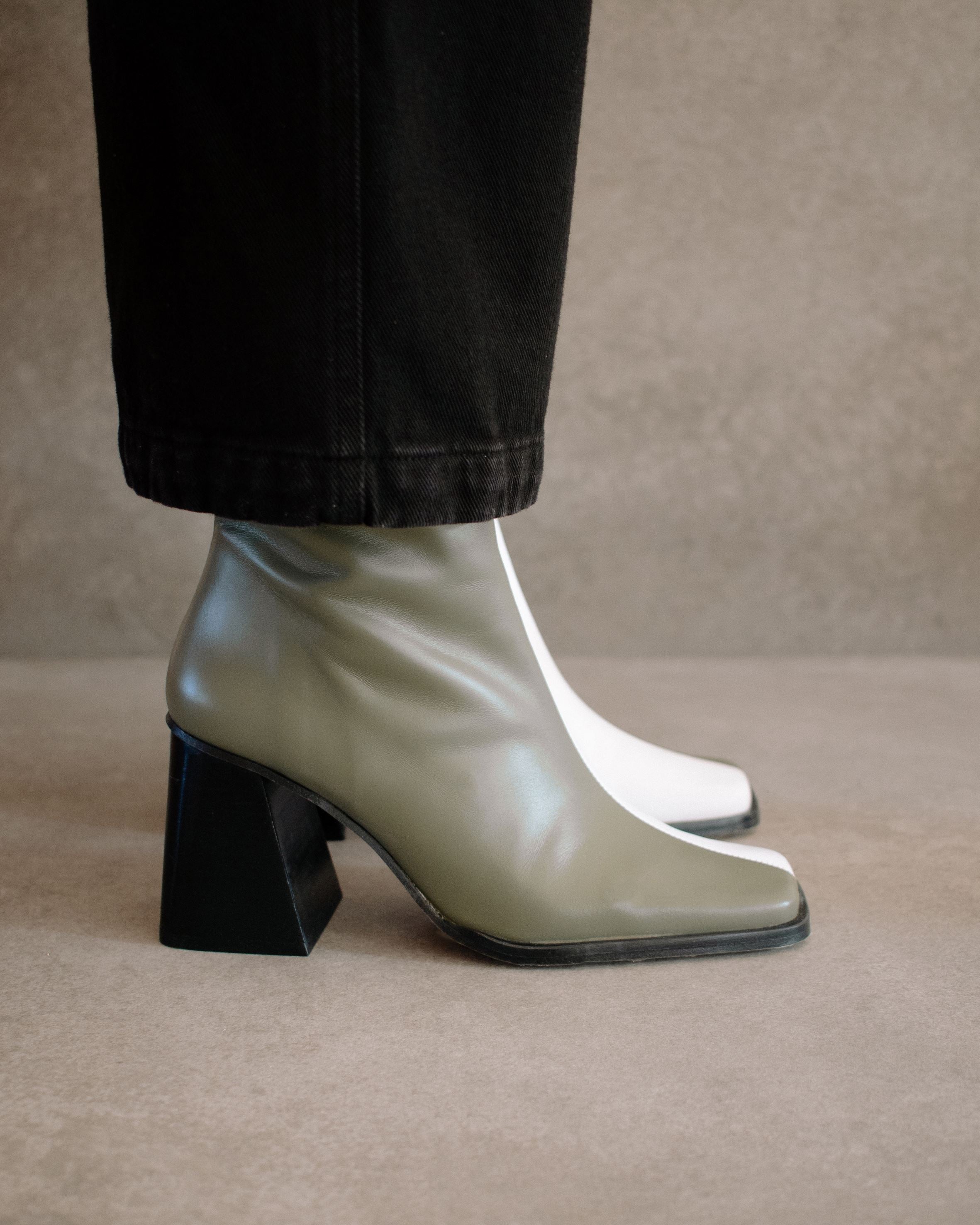 Shilo Boots in Olive/White