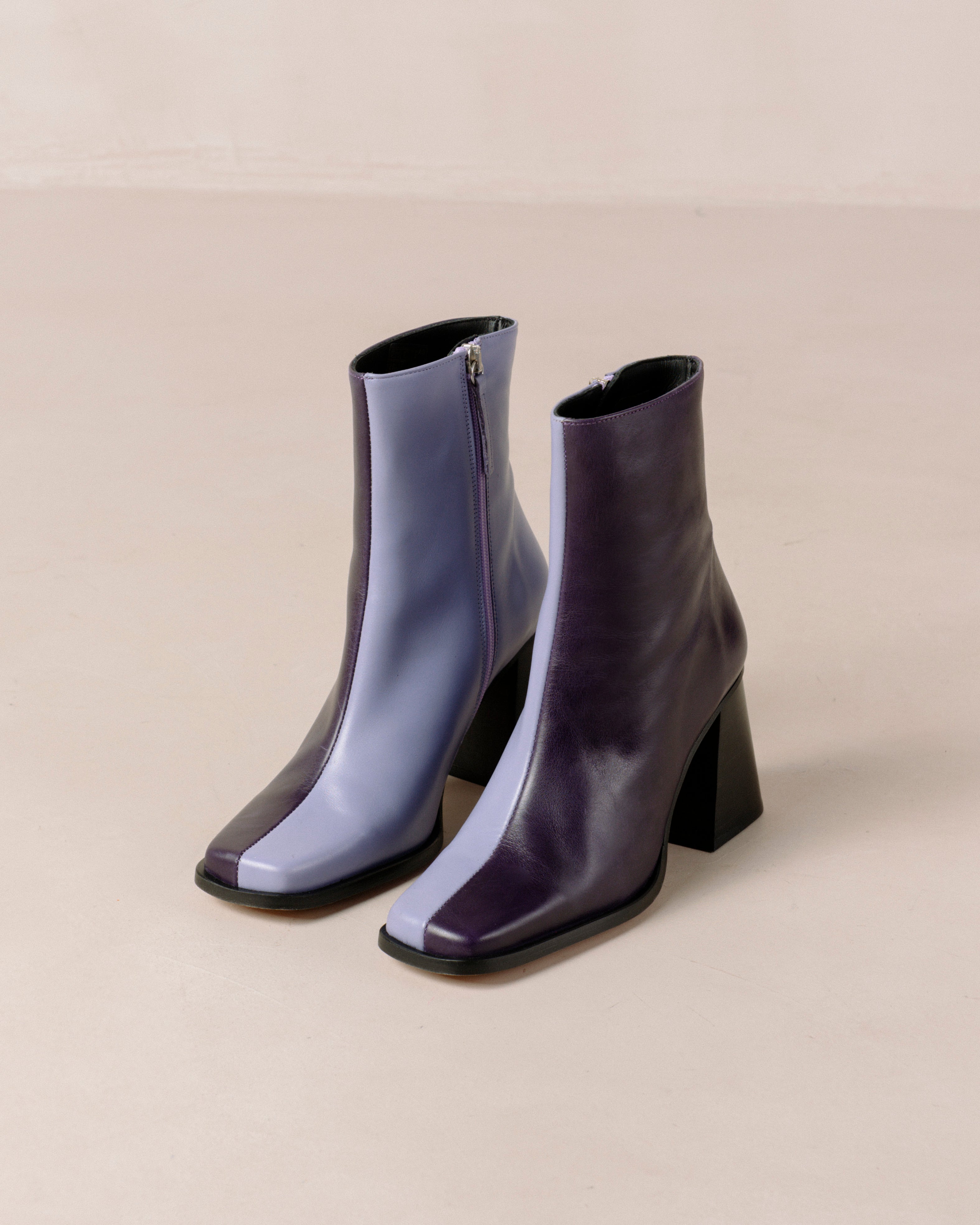 Shilo Boots in Lilac/Wine