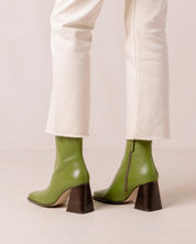Shilo Boots in Green