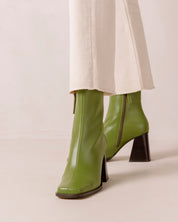 Shilo Boots in Green