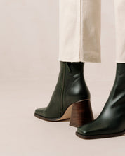 Shilo Boots in Jade Green
