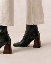Shilo Boots in Jade Green