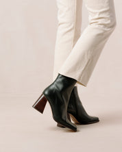 Shilo Boots in Jade Green