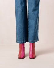 Shilo Boots in Magenta/Red