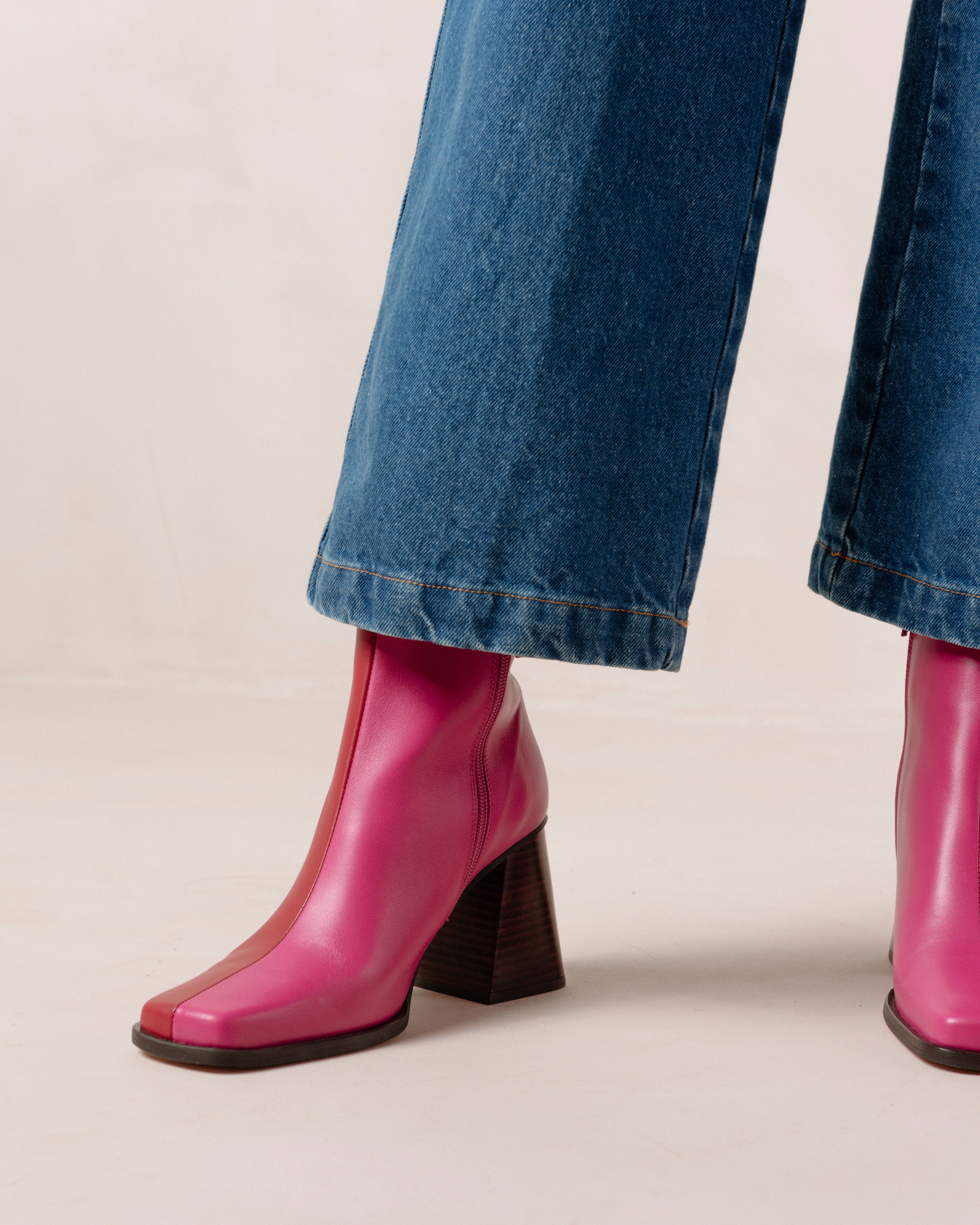 Shilo Boots in Magenta/Red