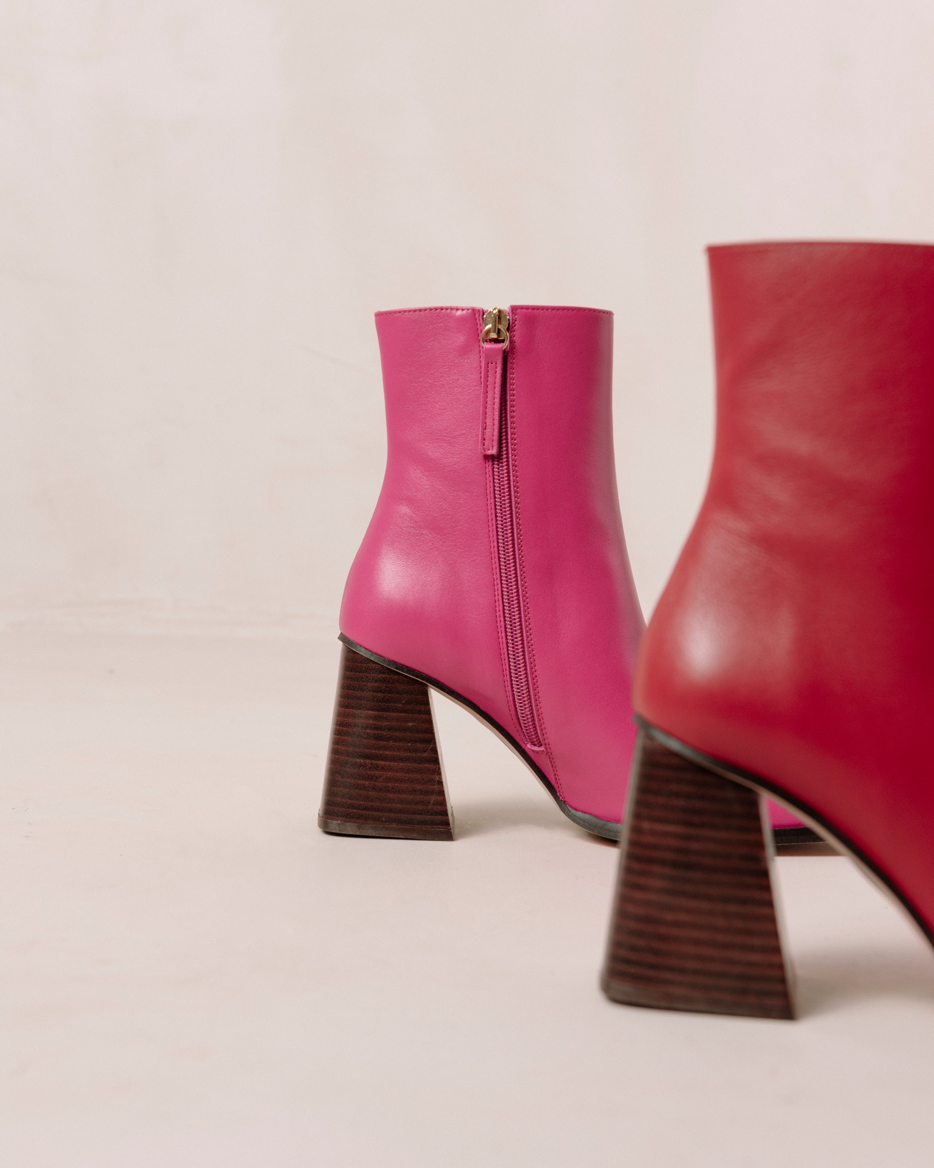 Shilo Boots in Magenta/Red