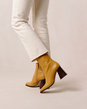 Shilo Boots in Yellow