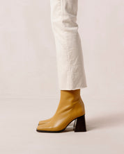 Shilo Boots in Yellow