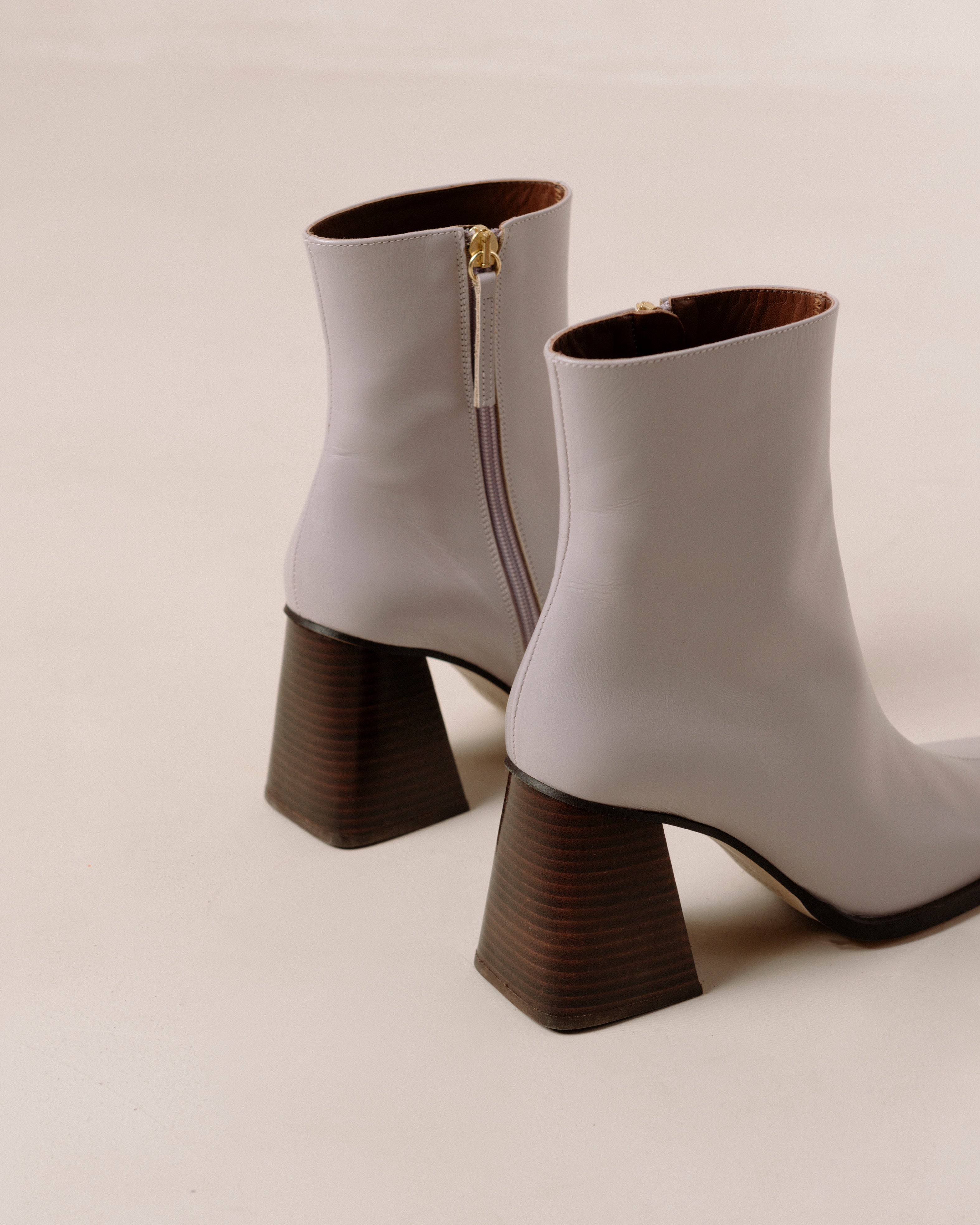 Shilo Boots in Mauve