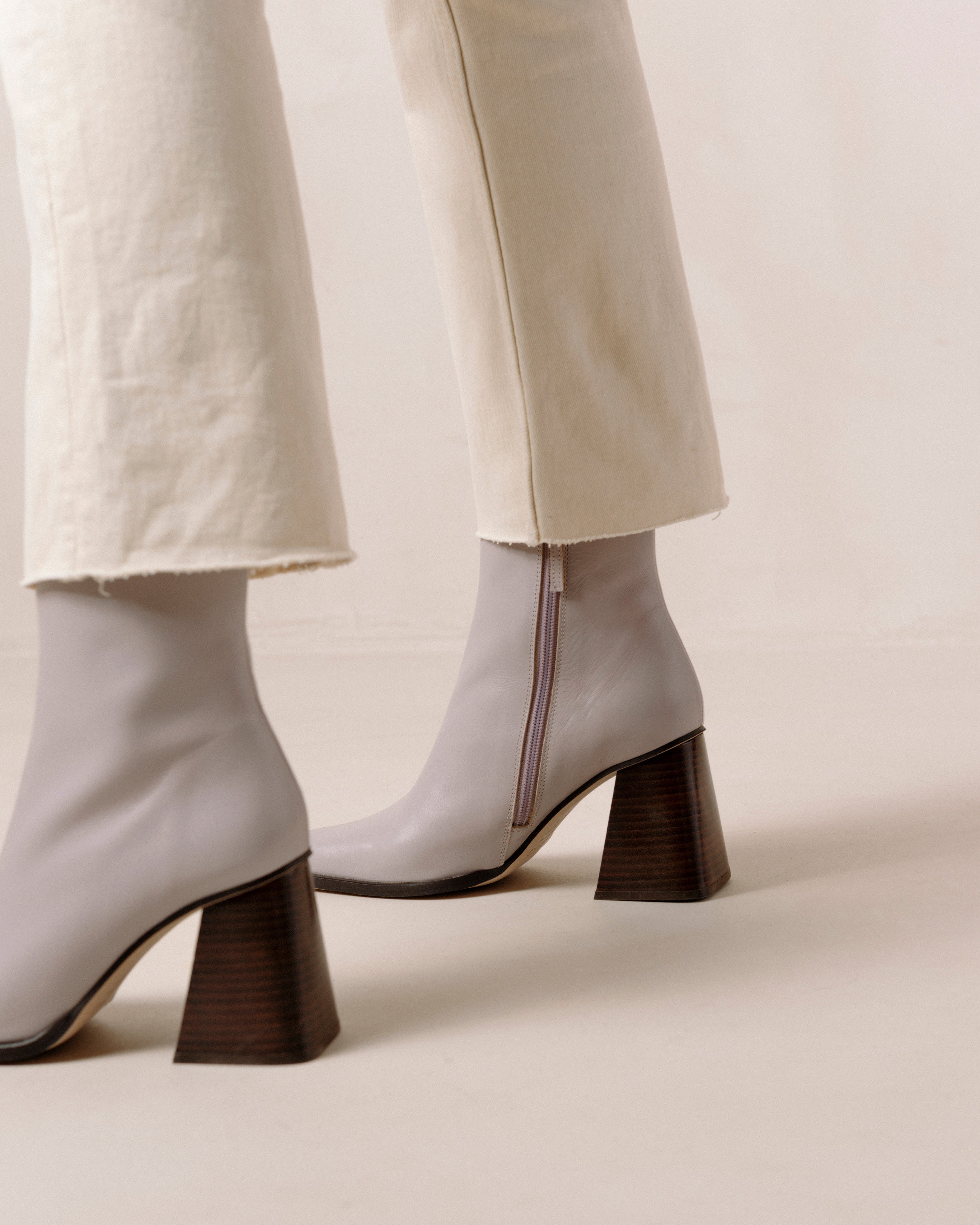 Shilo Boots in Mauve