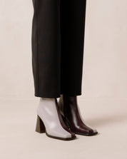 Shilo Boots in Mauve/Burgundy