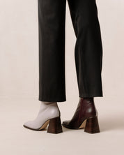 Shilo Boots in Mauve/Burgundy