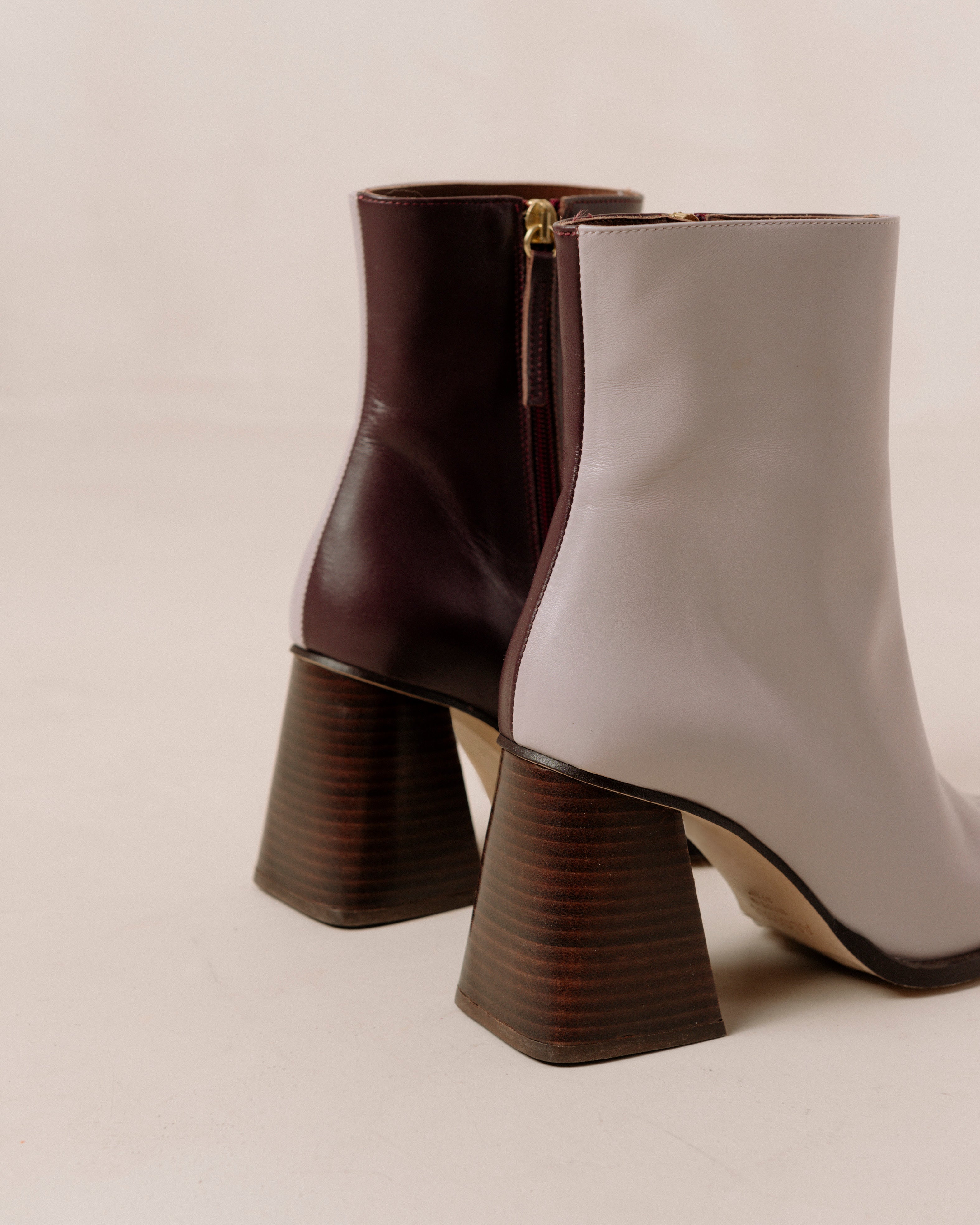 Shilo Boots in Mauve/Burgundy