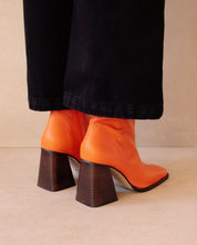 Shilo Boots in Orange