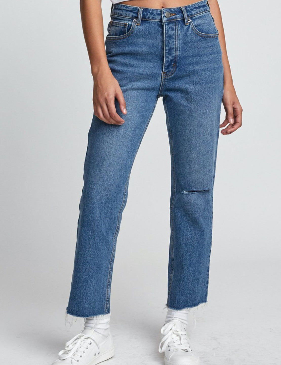 rvca-womens-holli-jeans-worn-blue1.jpg
