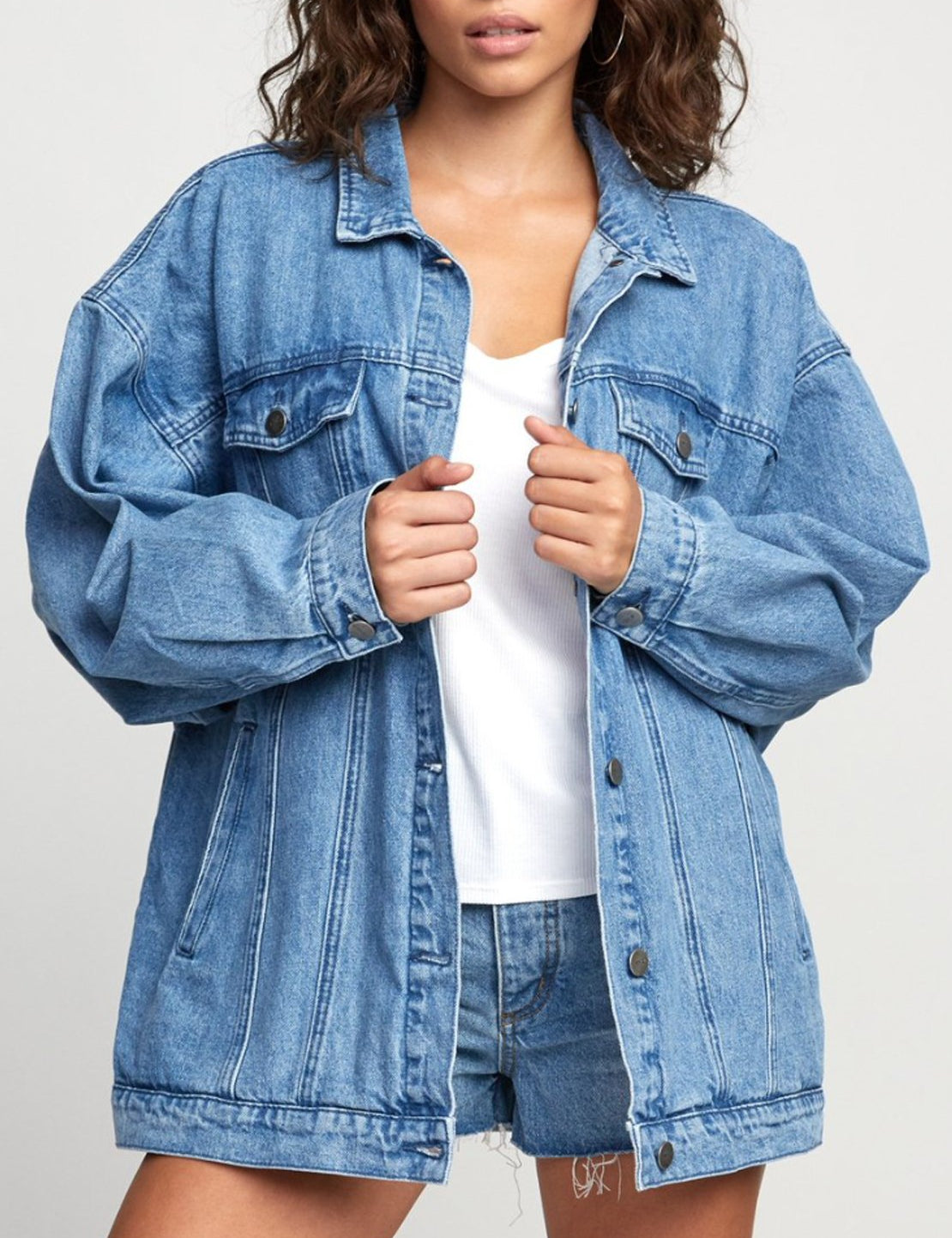 rvca-womens-lounger-denim-jacket-washed-out-blue1.jpg