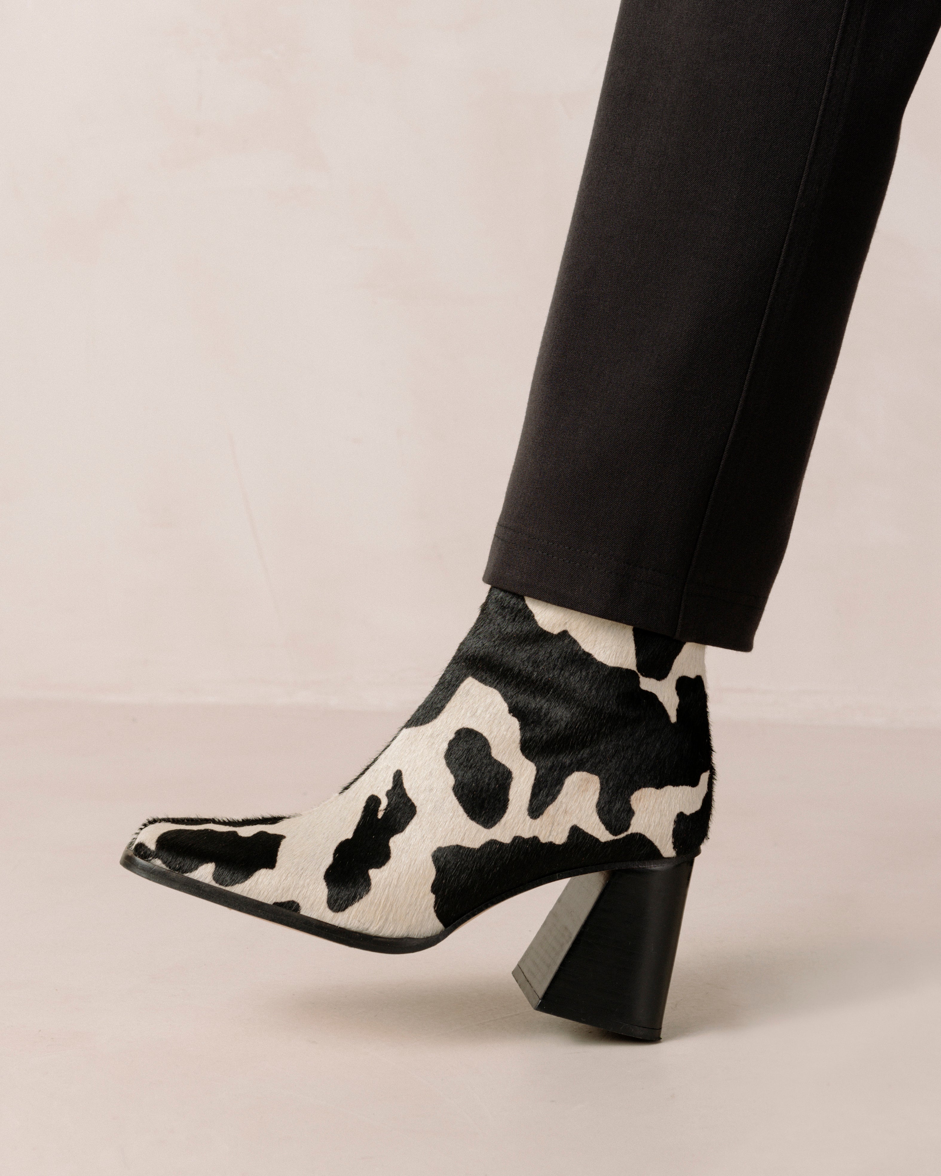 Shilo Boots in Cow