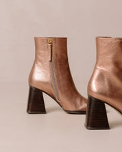 Shilo Boots in Shimmer