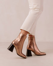 Shilo Boots in Shimmer